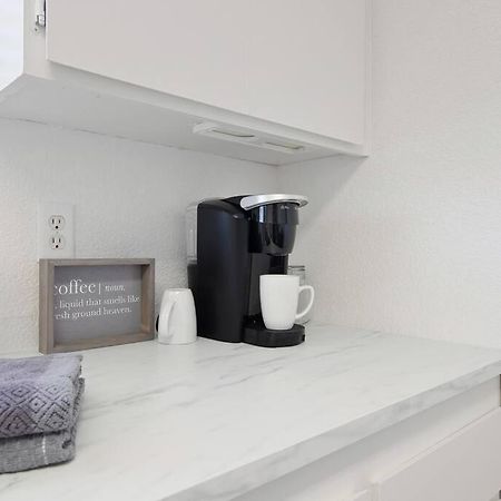 Couples Studio 1 W Full Kitchen Lägenhet Oakhurst Exteriör bild