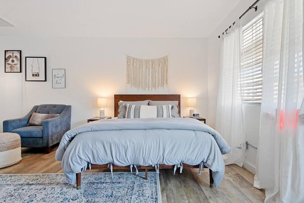 Couples Studio 1 W Full Kitchen Lägenhet Oakhurst Exteriör bild